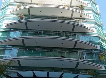 Departamento · 240m² · 3 Recámaras · 3 Estacionamientos · Departamento en Venta Doble Seguridad 3 Estacionamientos