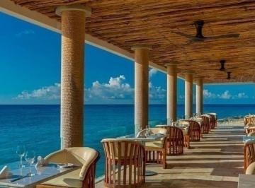 Edificio · 28000m² · 50 Estacionamientos · Frente Al Mar Espectacular Lujo! Llamanos