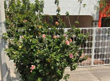Casa de 4 habitaciones, Guadalajara · Casa en Venta Colonia San Vicente, Guadalajara, un Solo Piso