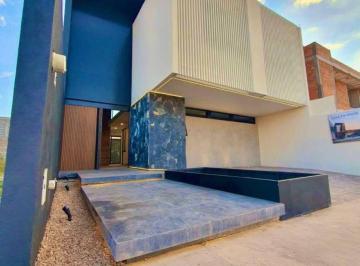 Casa en condominio de 4 habitaciones, Aguascalientes · Venta de Casa en Reserva Santa Mónica