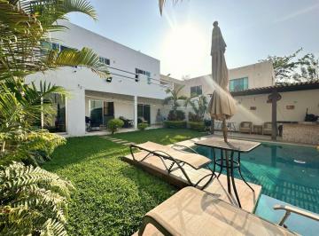 Casa de 4 habitaciones, Mérida · Casa en Venta de 4 Recamaras en Altabrisa, Merida
