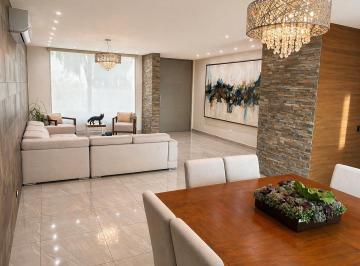 Casa de 4 habitaciones, Monterrey · Casa en Venta en Privada Contry Sur Monterrey