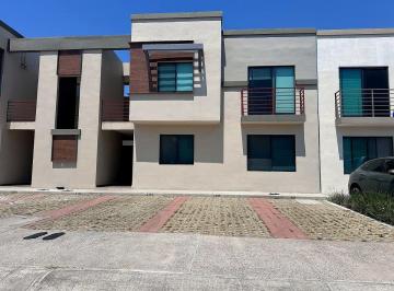 3c9831b0b0996e109f9aabf31b5f7f4bbda0f82cf7c3eb94ab9b8108736d3b12 · Dúplex Boutique en La Vista Residencial — Alta Plusvalía.