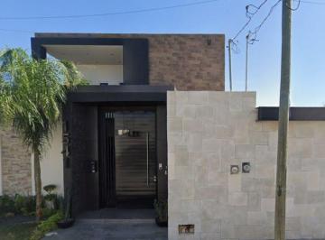 Casa de 4 habitaciones, Nuevo Laredo · Yg - Casa con 700 m² Superficie de Terreno, 4 [Dorm.] en Venta en Madero