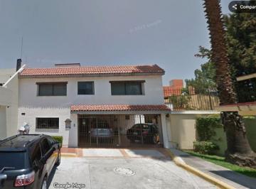 Casa de 4 habitaciones, Naucalpan de Juárez · Casa en Antonio m Anza Circuito Ingenieros, Col. Ciudad Satelite, Naucalpan de Juarez, Edo. Méx