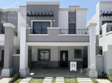 Casa · 135m² · 3 Recámaras · 2 Estacionamientos · Casa en Venta en Pachuca Fraccionamiento Privado, Cancha de Futbol, Salón de Eventos, Dogpark