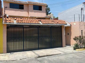 Casa · 363m² · 4 Recámaras · 5 Estacionamientos · Casa en Venta en Santa Monica, Tlalnepantla