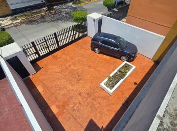 Casa de 4 habitaciones, Naucalpan de Juárez · Casa en Venta Ciudad Satélite Para Actualizar Super Potencial