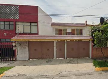 Casa de 4 habitaciones, Tlalnepantla de Baz · Casa en Venta en Calle Sinaloa #233.