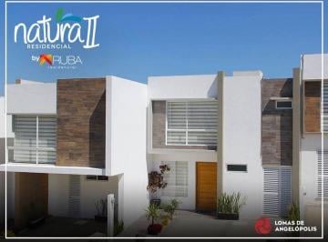 Casa en condominio de 2 habitaciones, San Andrés Cholula · Casa en Lomas de Angelopolis Natura II, Cluster con Alberca