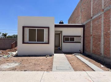 Casa en condominio · 66m² · 2 Recámaras · 2 Estacionamientos · Casa Nueva de 1 Piso en Venta en Punta Poniente