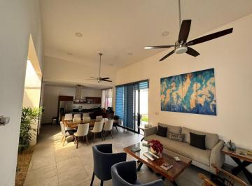 Casa de 3 habitaciones, Mérida · Hermosa Residencia de Una Planta Amueblada en Mirova, Dzityá