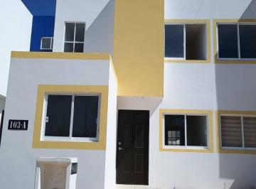 Casa · 3 Recámaras · 1 Estacionamiento · Venta de Casa Residencial Rancho Santa Clara