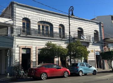 Casa · 930m² · 6 Recámaras · 3 Estacionamientos · Casa en Venta Zona Centro Calle Madero 1000 m Terreno