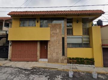 Casa de 4 habitaciones, Naucalpan de Juárez · Casa en Venta en Tercera Calle Cali #49.