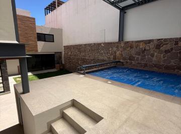 Casa · 413m² · 4 Recámaras · 3 Estacionamientos · Casa en Venta en Sierra Azul