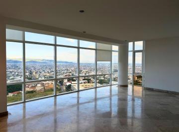 Departamento · 200ha · 3 Recámaras · 3 Estacionamientos · Departamento en Venta en El Refugio Campestre, León, Guanajuato