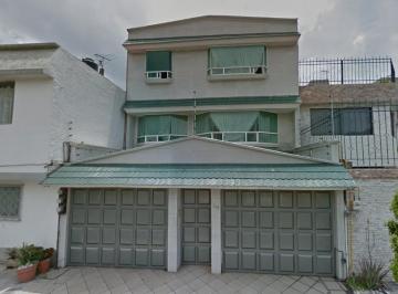 Casa de 4 habitaciones, Coyoacán · Casa en Venta en Campestre Coyoacán