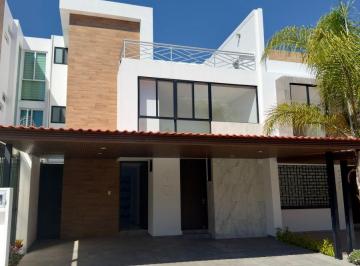 Casa de 3 habitaciones, San Andrés Cholula · Casa en Venta en Morillotla Dentro de Privada con Fácil Acceso a Periférico, Cholula y La Udlap