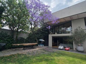 Departamento de 4 habitaciones, Alvaro Obregón · Casa en Venta con Jardin Privado en Jardines del Pedregal