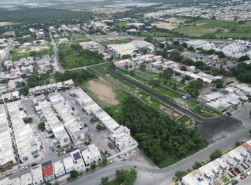 Terreno / Lote · 8304m² · 8,304 m Centro de Escobedo