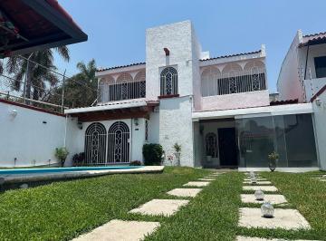 0ece31f88b9a113f74dc67b69c43befdaa15de95ca6556d34fa3193ed8518f5e · Casa en Privada con Portón Eléctrico, Col. Acapantzingo