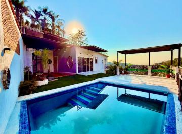 Casa de 3 habitaciones, Cuernavaca · Casa de un Solo Nivel en Venta | Club de Golf Cuernavaca | Alberca, Vigilancia y Gran Terreno