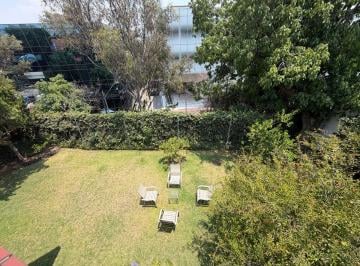 Casa de 3 habitaciones, Miguel Hidalgo · Casa en Venta en Bosques de Las Lomas. Calle con Vigilancia