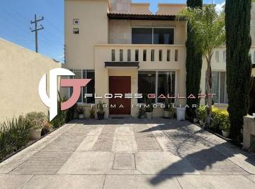 Casa · 148m² · 3 Recámaras · 2 Estacionamientos · Casa en Venta en Fracc. Bosques del Paraíso Al Norte de La Ciudad de Aguascalientes