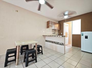 Departamento · 70m² · 2 Recámaras · 1 Estacionamiento · Casa en Renta 2 Recámaras Playa del Carmen con Aires