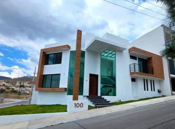 Casa en condominio de 3 habitaciones, Pachuca · Vive El Equilibrio Perfecto Entre Elegancia, Comodidad y Ubicación