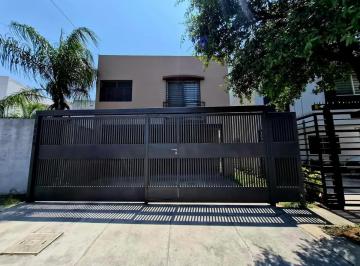 1 · Casa en Renta en Cumbres Santa Clara