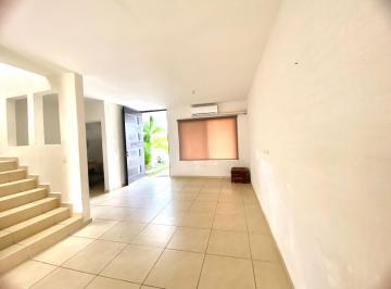 Casa · 3 Recámaras · 2 Estacionamientos · Casa Jardines del Sur 4