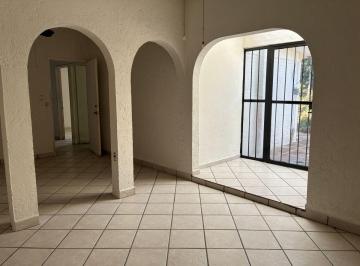 Casa de 4 habitaciones, Cuernavaca · Venta Casa un Nivel en Delicias
