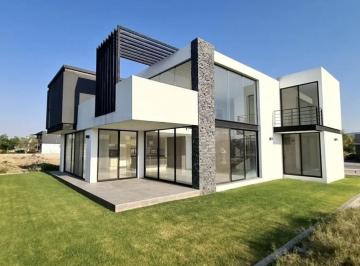 Casa de 4 habitaciones, Corregidora · Residencia a Estrenar | 4 Recámaras | Doble Altura | Balvanera Club de Golf, Qro