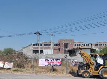 Terreno / Lote · 980m² · Terreno en Venta Parque Industrila Balvanera