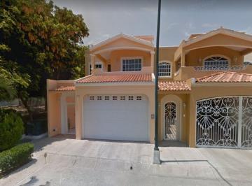 Casa de 5 habitaciones, Mazatlán · Casa en Venta en Alameda, Mazatlan, Sinaloa
