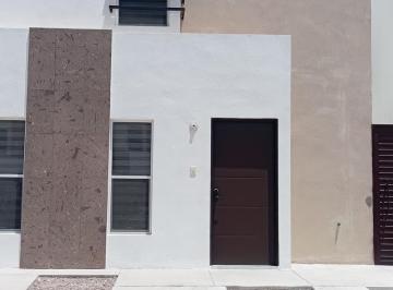 Casa · 100m² · 3 Recámaras · 2 Estacionamientos · Casa Fracc. Molino de Agua