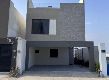 Casa · 3 Recámaras · 2 Estacionamientos · Cumbres Calzadas, Dominio Cumbres
