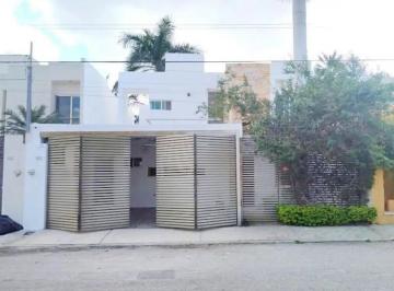 1 · Renta Casa en Montecristo con Recamara en Planta Baja