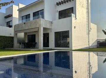 Casa en condominio de 3 habitaciones, Emiliano Zapata · Hermosa Casa en Venta en Paraíso Country Club | Cuernavaca