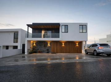 Casa de 4 habitaciones, Querétaro · Casa en Venta en Lomas de Jurqiuilla, Residencia de Autor, 4 Recámaras, Luxury