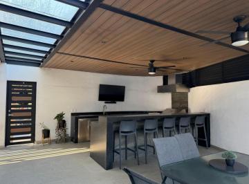 Casa · 226m² · 3 Recámaras · 2 Estacionamientos · Casa en Venta en Cumbres Madeira, Monterrey, Nuevo León