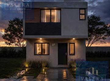 Casa en condominio · 110m² · 3 Recámaras · 2 Estacionamientos · Casa en Venta en El Mirador, Querétaro