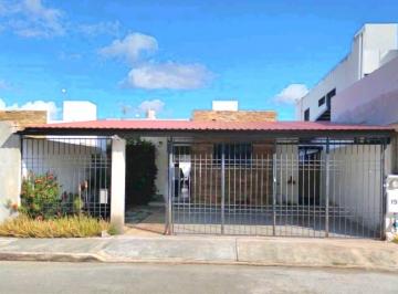 Casa de 2 habitaciones, Mérida · Casa de Una Planta con 2 Recamaras, Equipada, en Fracc. Gran San Pedro Choul Reja, Bardas, Climas