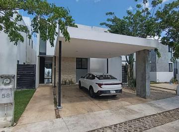 Casa 440m² Renta · Residencia con Amplios Espacios en Privada Olivos 3 Habs y Piscina