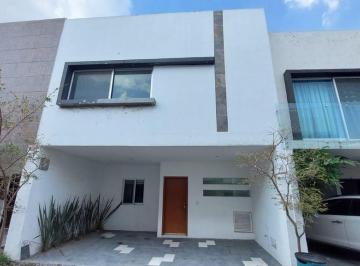 Casa en condominio · 98m² · 3 Recámaras · 1 Estacionamiento · Casa en Venta en Marsala Residencial