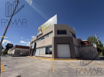 Local comercial · 100m² · 4 Estacionamientos · Local en Renta en Av Mirador San Felipe