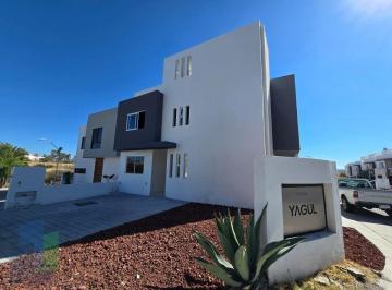 6b0d83365395bec54b0b9309296c8749b2872c481955983e7e9f5ef29f834fc8 · Grand Juriquilla | Casa en Esquina, con Baño y Estudio en Pb