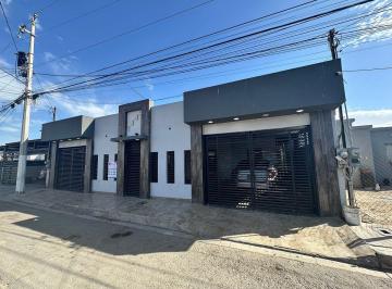 Casa de 4 habitaciones, Mexicali · Amplia Casa en Venta en Pedregal Turquesa, Mexicali